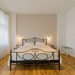 Apartment \